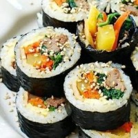 = Gimbap being passed off as sushi roll =